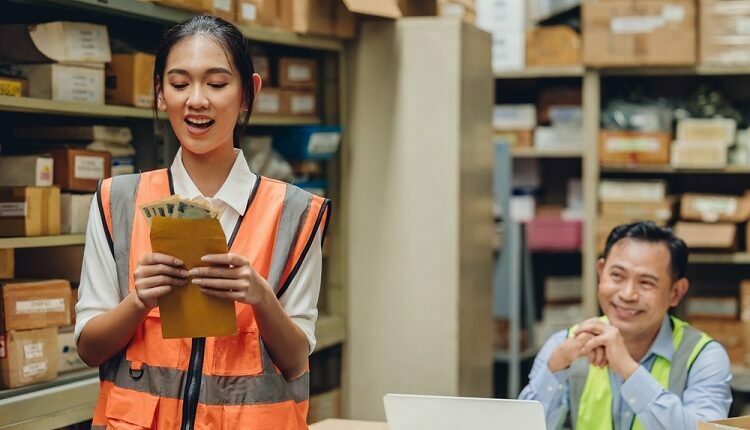 Payroll to Contractors